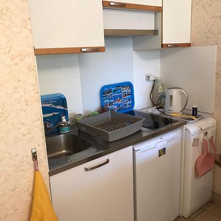 Appartement Port Frejus Avec Loggia Et Acces Plages A Pieds Exterior foto